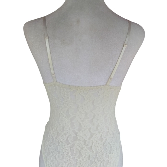 Vintage Off White Lace Nightie Teddy Bodysuit 100% Nylon Size Medium - Picture 5 of 7